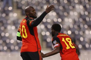 สิงห์ตั้งค่าตัว ‘บิ๊กตู้’ 37 ลป.-หมาป่าสนเซ็นถาวร