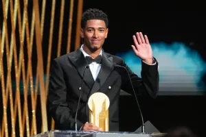 สตอยช์คอฟสงสัย ‘จู๊ด’ สำเร็จอะไรถึงได้โกลเด้นบอย