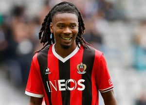 ‘เคเฟรน’ นำทัพ! ซิลแวสตร์แนะ ‘แรตคลิฟฟ์’ เซ็น 3 แข้งน้ำหอม