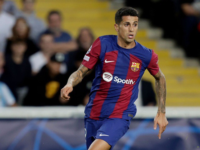 สื่อตี…บาร์ซ่าเซ็นถาวร ‘คันเซโล่’ ไม่ง่าย