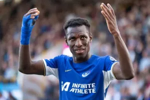 อย่าด่ากันเลย! พอชวอนแฟนสิงห์หนุนหลัง ‘แจ็คสัน’