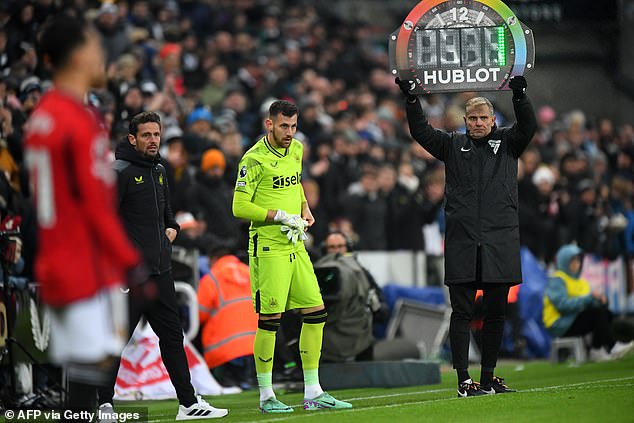 นิวไร้ ‘โป๊ป’ เยือนท๊อฟฟี่, ‘โรเมโร่’ พ้นแบนช่วยไก่ชนค้อน…ปรีวิว พรีเมียร์ลีก