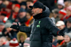 ยังโหดไม่พอ! ‘คล็อปป์’ ติงหงส์ปิดเกมช้าไป