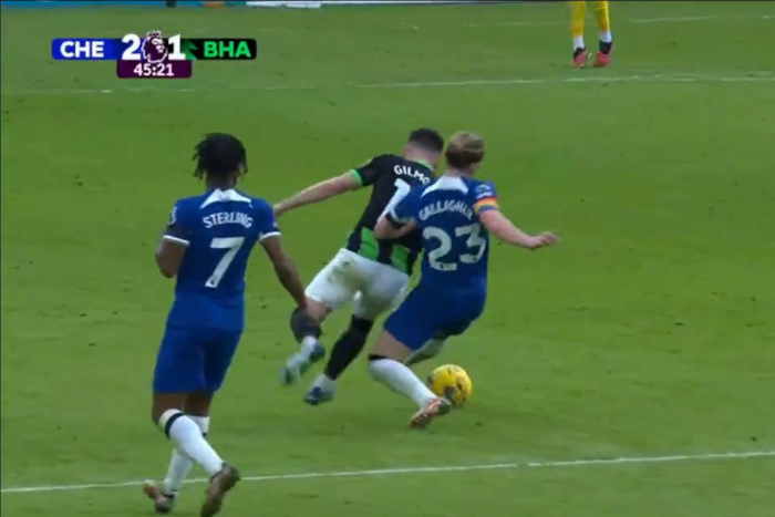 เหลืองสองได้ไง? พอชป้อง ‘กัลลาเกอร์’ ไม่ควรโดนไล่