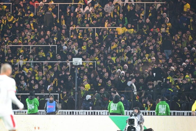 แฟนบอล ‘น็องส์’ โดนแทงเสียชีวิตก่อนเกม