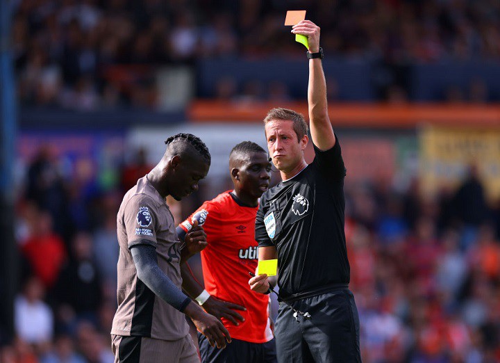 ‘แอนจ์’ เตือนแข้งไก่ต้องมีวินัยการเล่นมากกว่านี้