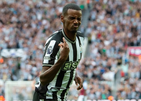 เปอตีต์สะกิดปืนเซ็น ‘อิซาค’ เพิ่มอาวุธเกมรุก