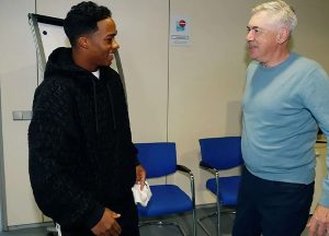 อันเช่นำทีมราชันต้อนรับ ‘เอ็นดริค’ เยี่ยมชมสโมสร