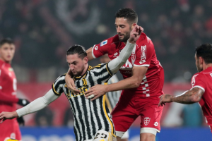 ศึกโซเชียล! ‘กาญาร์ดินี่’ โต้กลับไล่ ‘ราบิโอต์’ ร้องหาแม่