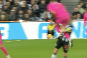 ซิลวาโวย ‘ฮิเมเนซ’ ไม่ควรแดง-‘ลาสเซลส์’ ชักศอกก่อน