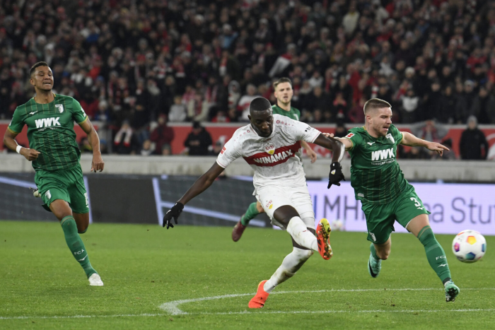 แฟรงเฟิร์ตแซงกลัดบัค 2-1, ม้าขาวตบ 3-0…สรุปผลบุนเดส