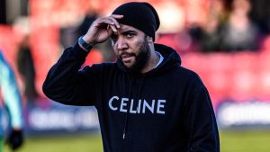 ไม่ไหวจริง… ทีมลีกทูปลด ‘ดีนี่ย์’ หลังคุม 6 นัด