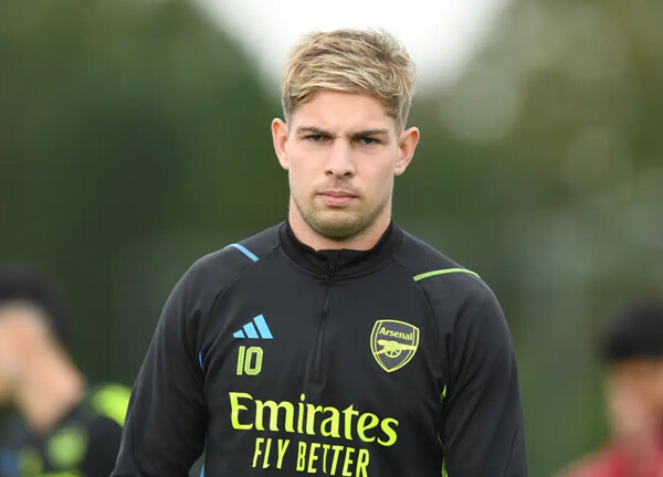 ค้อนซดแห้ว! เผย ‘สมิธ โรว์’ ไม่สนย้ายหนีปืน