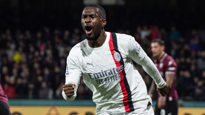 ไปตัวอื่น! เสือใต้ถามราคา ‘โทโมริ’ แต่มิลานไม่ขาย