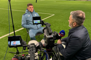 ไม่รู้ตัว! ‘บ็อตมัน’ เผยเอ็นเข่าฉีกขาด ยังลงต่อ 2 นัด