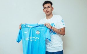 เรียบร้อยโรงเรียนเรือ! เซ็นล่วงหน้า ‘เอเชเบร์รี่’ ดาวรุ่งริเวอร์ เพลท