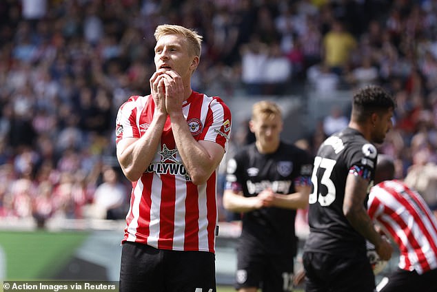 ผึ้งหวั่น ‘มี’ เจ็บเท้าส่อปิดเทอม