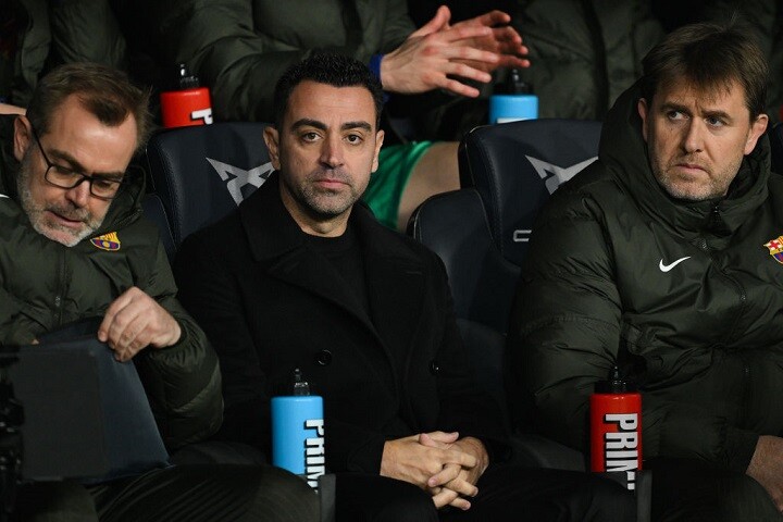 คู่ควรอยู่จนจบ! ‘ลาปอร์ต้า’ ยันไม่มีทางปลด ‘ชาบี้’ ก่อนจบซีซั่น