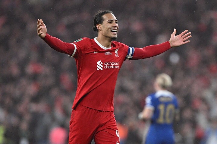 VvD กระตุ้นดาวรุ่งหงส์เรียนรู้พัฒนาตัวเองต่อไป