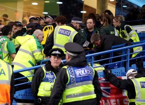 หาม ‘แฟนลีดส์’ ส่งโรงบาลหลังฉลองประตูจนตกอัฒจันทร์