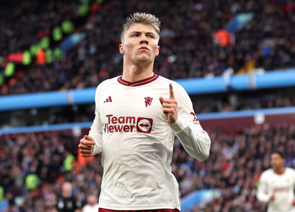 กำลังมั่นใจ! หมามุ่ยซูฮกฟอร์ม ‘ฮอยลุนด์’ ยิงต่อเนื่อง