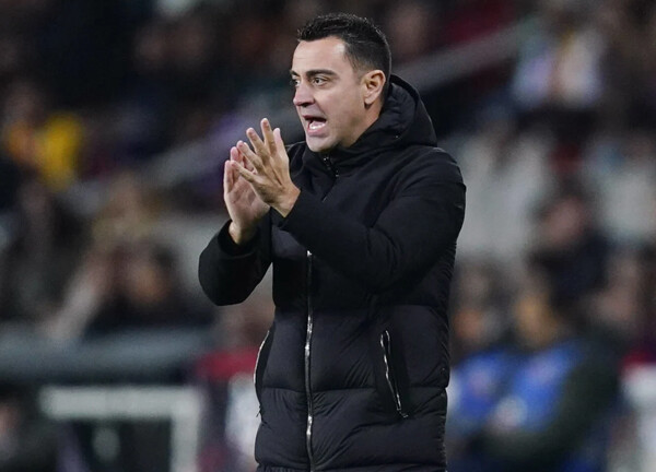 ความกดดันต่างกัน! กูตีชี้ ‘ชาบี้’ รับงานคุมบาร์ซ่าผิดเวลา