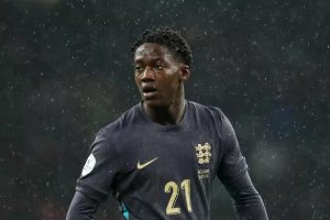 ผีลุ้นหนัก! ‘ไมนู’ ป่วยขาดซ้อมก่อนดวลผึ้ง