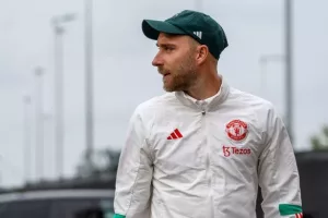 ฟอร์มตก! กราเวอเซ่นอัด ‘อีริคเซ่น’ ไม่ควรติดทัพโคนม