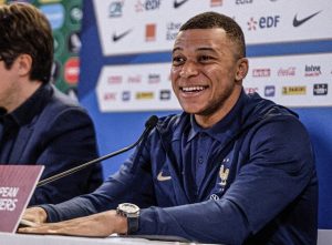 ปธ.เป้ตลกกลบเกลื่อน ‘ชูอาเมนี่’ หลุดเพื่อนจอยราชัน