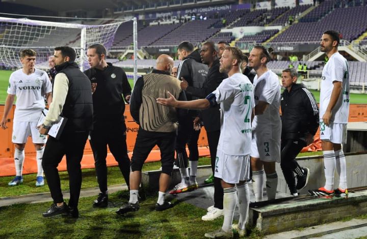 หวิดเดือด! ‘แฟนบอล+รปภ.’ ม่วงด่ามัคคาบี้ ‘ผู้ก่อการร้าย’ หลังจบเกม