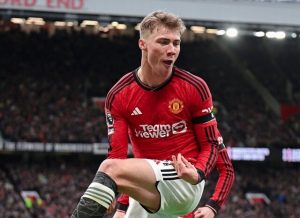 ETH เฟิร์ม ‘แรช-อีแวนส์’ บู๊ทอฟฟี่ – ‘ฮอยลุนด์’ คัมแบ็กหวดหงส์