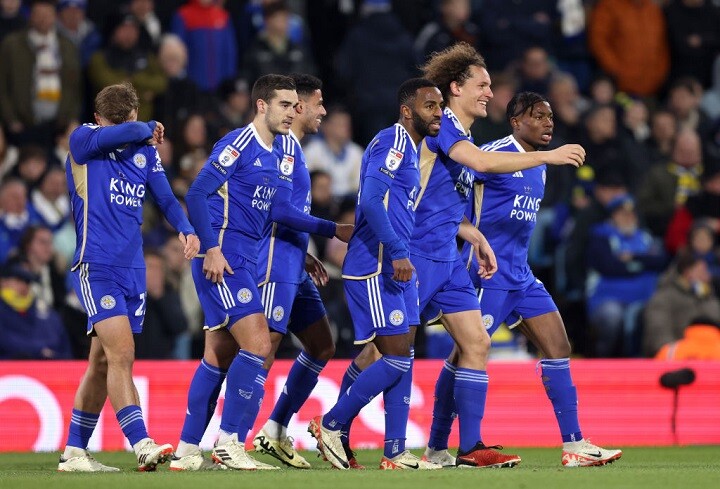 จิ้งจอกจ่อโดนพรีเมียร์ตั้งข้อหาผิดกฎการเงิน