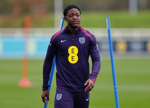 ส่อลงตัวจริง?! เซาธ์เกตชม ‘ไมนู’ เข้ากับทีมได้สมบูรณ์แบบ