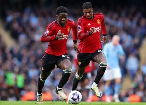 เนฟยก ‘ไมนู’ แสงสว่างเดียวในซีซั่นที่หดหู่ของผี