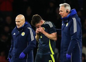 หงส์เซ็ง! ‘ร็อบโบ้’ ต้องสแกนข้อเท้าเจ็บจากทีมชาติ