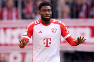 เอเยนต์ซัด ‘เสือใต้’ ไม่แฟร์กดดัน ‘เดวี่ส์’ ต่อสัญญา