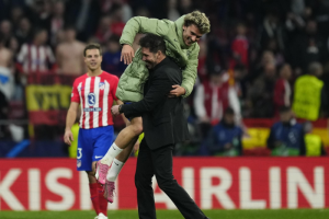 ผู้ปลุกใจ! โชโล่ยกเครดิต ‘แฟนตราหมี’ พาทีมเข้ารอบ