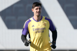 เพิ่งหายมา… ‘คูร์กตัวส์’ เจ็บเข่ารอบใหม่คาดพัก 2 เดือน