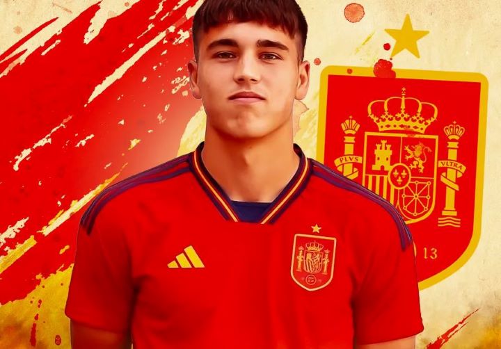 ‘คูบาร์ซี่’ ส่อทุบสถิติ ‘พี่มอส’ แข้งเด็กสุดแนวรับกระทิง