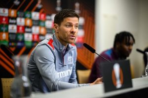 ‘คุณชาย’ ไม่ปิดโอกาสคุมพรีเมียร์ลีกในอนาคต