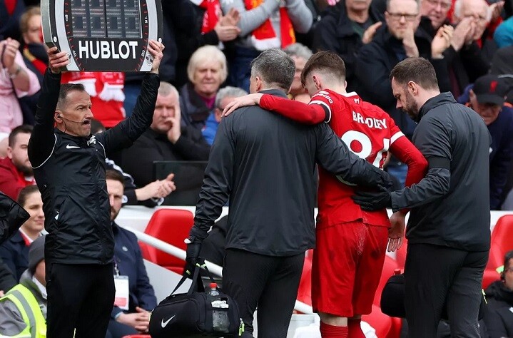 คาด ‘แบรดลี่ย์’ ต้องพัก 3 วีกหลังเจ็บข้อเท้า