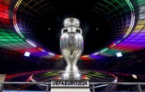 จอมยัวะระวัง! ยูฟ่าออกโรงเตือนชาติแข่งยูโรห้ามโวยเปา