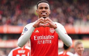 ปืนเดินหน้าถก ‘กาเบรียล’ มอบสัญญาใหม่