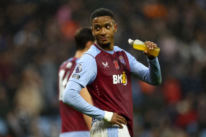 ผีสนคว้า ‘คอนซ่า’ ยกเครื่องแนวรับ