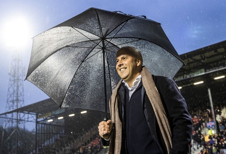 ให้ผ่าน! JK เผยชอบสไตล์ฟุตบอล ‘สล็อท’ โค้ชที่ดี