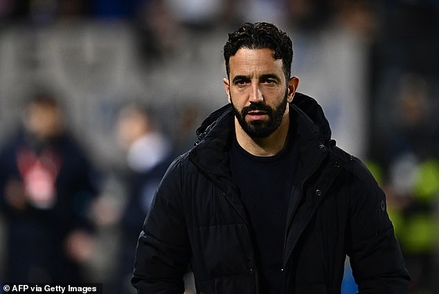 สื่อดังเฟิร์ม ‘อโมริม’ ตอบรับคุมหงส์ – ถกลิสบอนต่อ