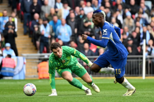 น่าเห็นใจ… แลมพ์ชี้ ‘แจ็คสัน’ ไม่ดีพอยืนหอกสิงห์