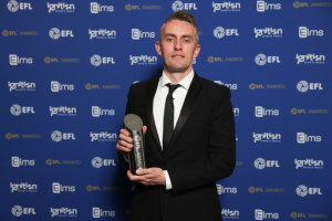 แชมป์เปี้ยนชิพเลือก ‘แม็คเคนน่า’ กุนซือแห่งปี