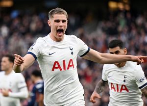 สุดหล่อซูฮก ‘ฟาน เดอ เฟน’ เก่งพอ ๆ กับซาลิบา