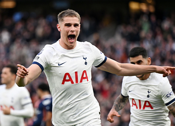 สุดหล่อซูฮก ‘ฟาน เดอ เฟน’ เก่งพอ ๆ กับซาลิบา